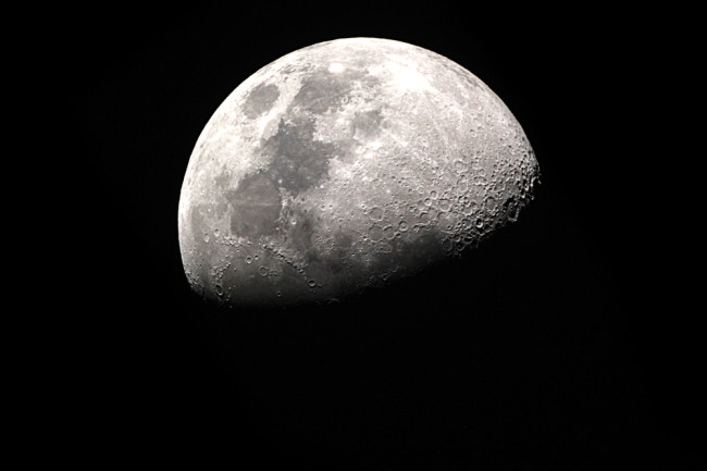 Moon-Luna-15